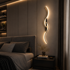 Élysée – LED Wandleuchte Vertikal Gold Schwarz